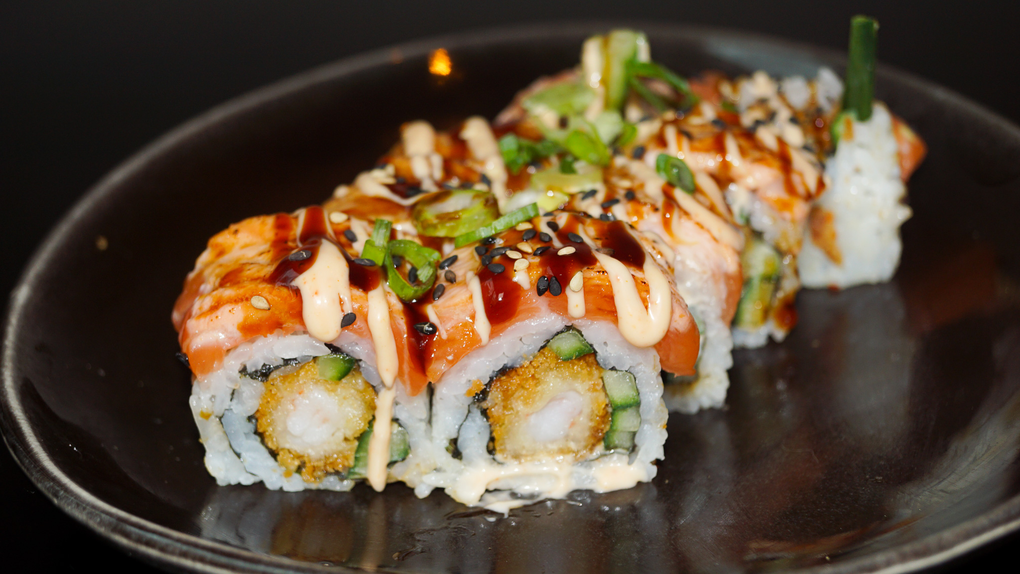 roll- ebi salmon