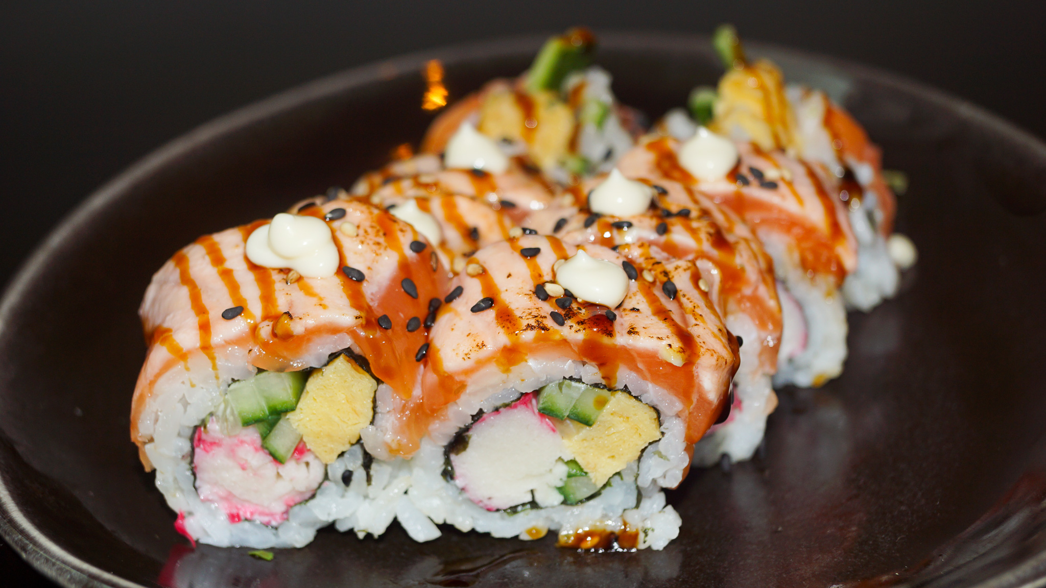 roll-flamed salmon
